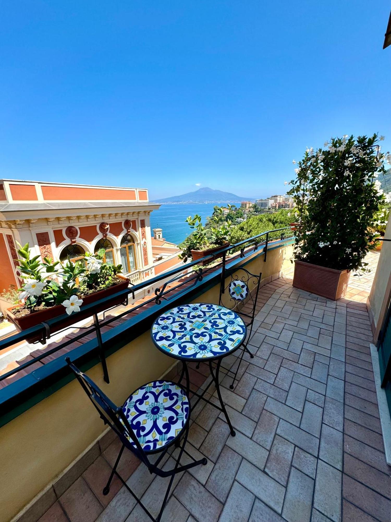 Vesuvio View Bed and Breakfast Vico Equense Eksteriør billede